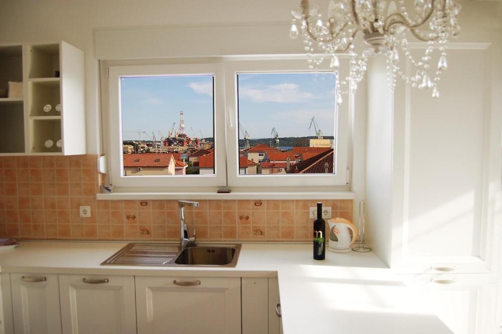 Good Spirit Apartment Trogir Luaran gambar